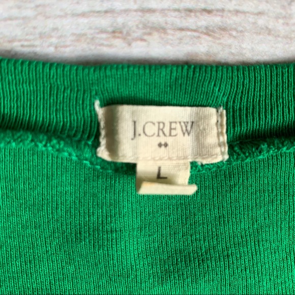 ♻️FREE w BUNDLE♻️ J. Crew V-Neck Knit Tee - Picture 3 of 5